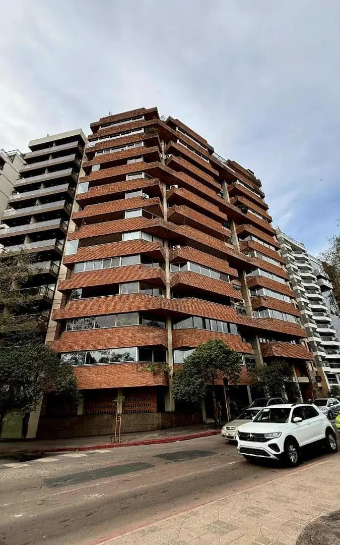Semipiso en Av. Lugones - APTO CRÉDITO 2