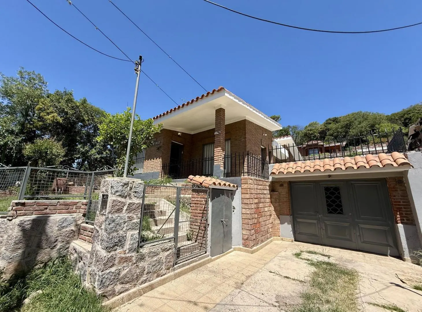 Casa en Rio Ceballos 3 habitaciones y cochera 1