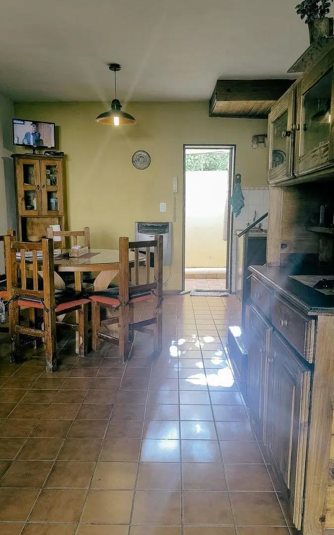 OPORTUNIDAD DE INVERSIÓN EN SANTA RITA – EXCELENTE UBICACIÓN A MEDIA CUADRA DEL LAGO 4