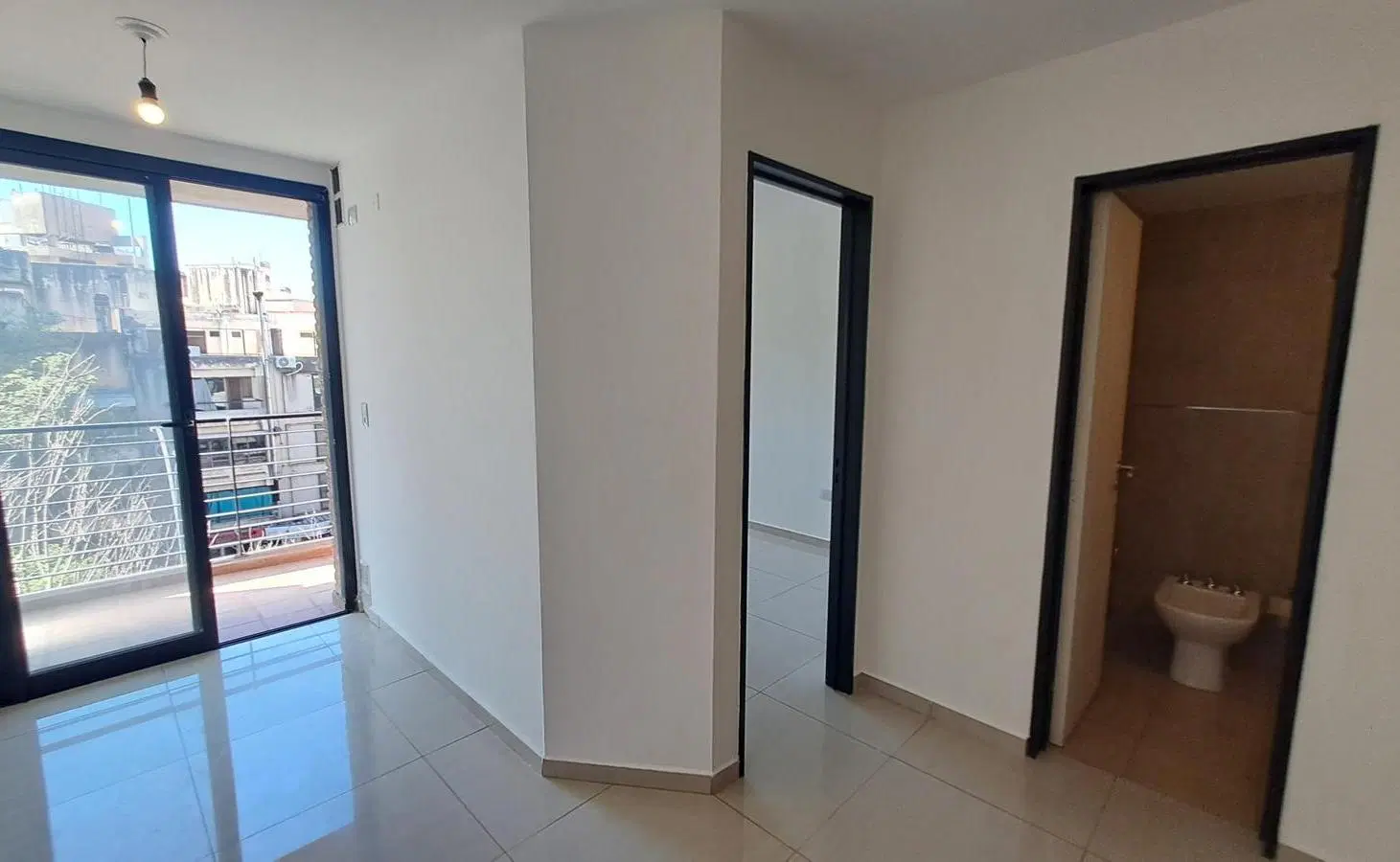 Alquiler dpto Nueva Córdoba con balcón 2