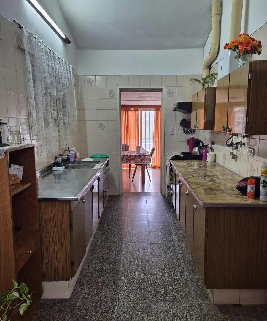 Casa ubicada a una cuadra del Rio, Villa Carlos Paz. 2
