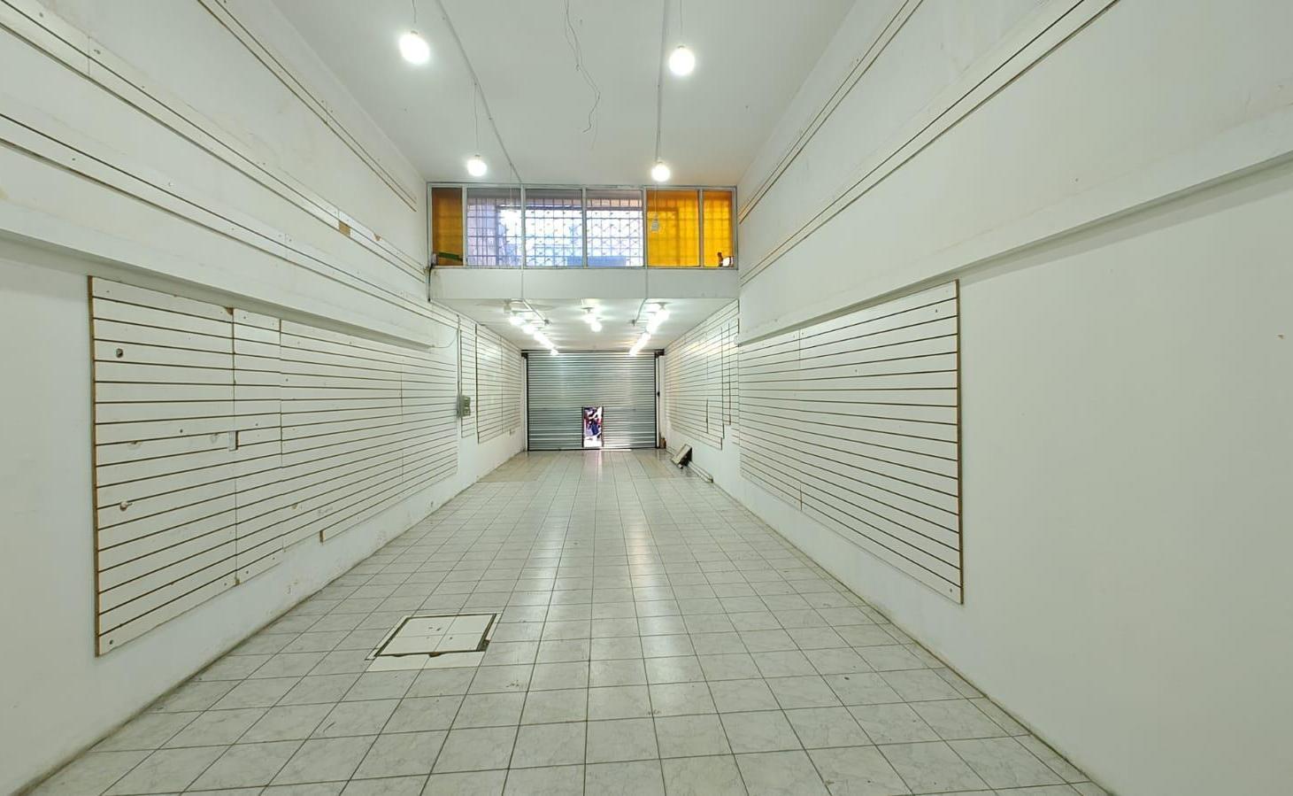 Foto de ALQUILER LOCAL CENTRO PEATONAL SAN MARTIN, imagen 5