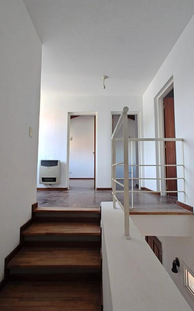 Foto de ALQUILER DUPLEX 3 DORMITORIOS EN HOUSING B° ALTOS DE VELEZ SARSFIELD, imagen 3