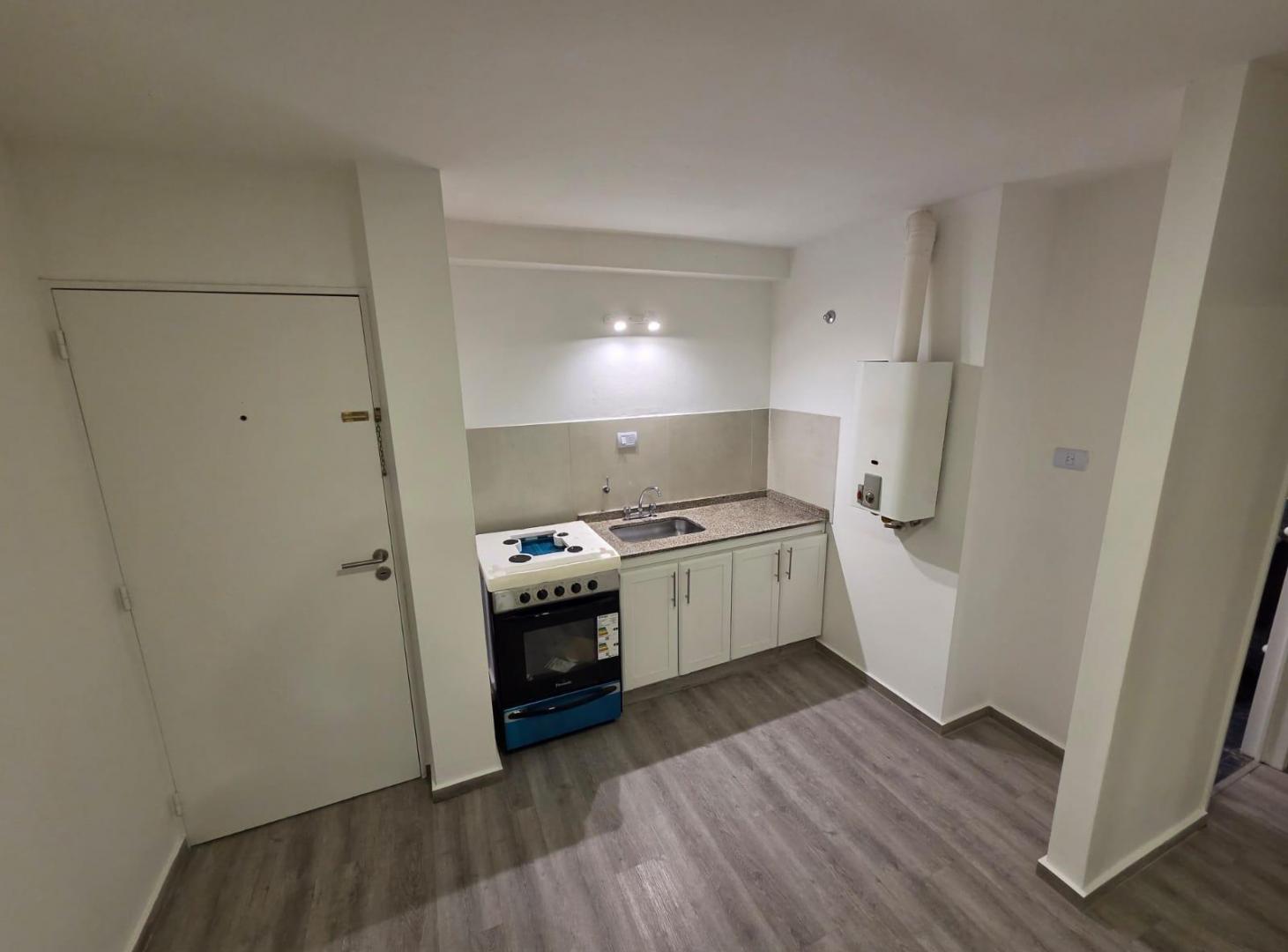 Foto de ALQUILER DEPARTAMENTO 1 DORMITORIO REFACCIONADO A NUEVO B° CENTRO, imagen 5