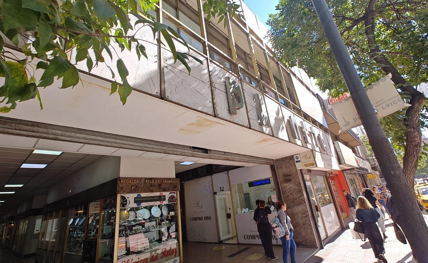 Foto de VENTA LOCAL CENTRO CON RENTA, imagen 3