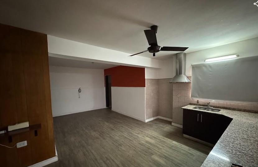 Foto de VENTA casa 3 habitaciones B° Colón, imagen 5