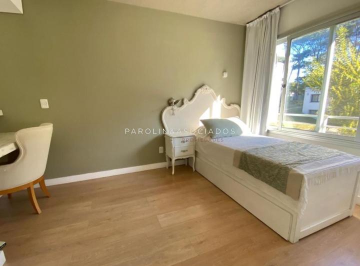 Foto de Casa en venta en barrio privado en Rincón del Indio, Punta del Este., imagen 4