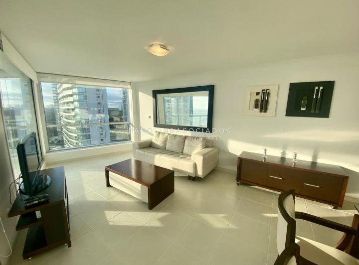 Foto de Apartamento en venta de 3 dormitorios en Season Tower, Punta del Este., imagen 5