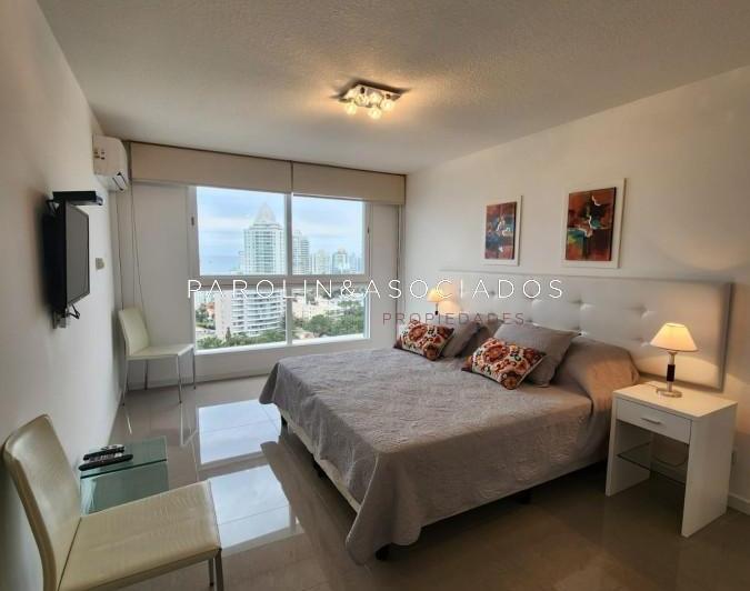 Foto de Apartamento en venta de 1 dormitorio con vista al mar en torre One II, imagen 3