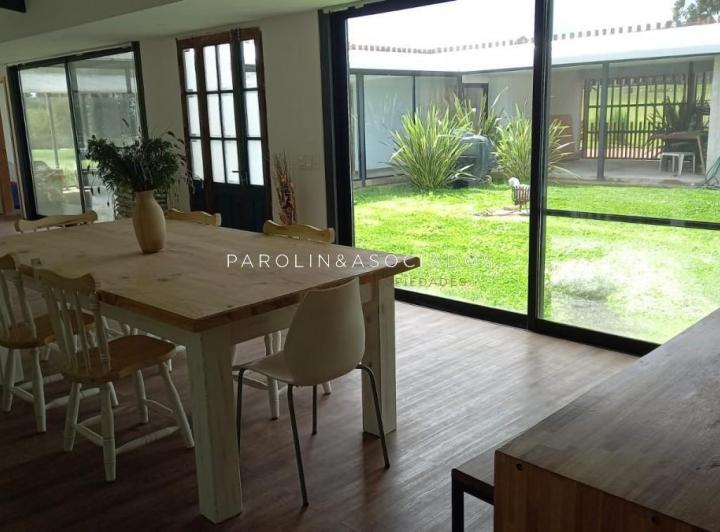 Foto de Casa en venta de 4 dormitorios en el Quijote Chacras, Punta del Este., imagen 1