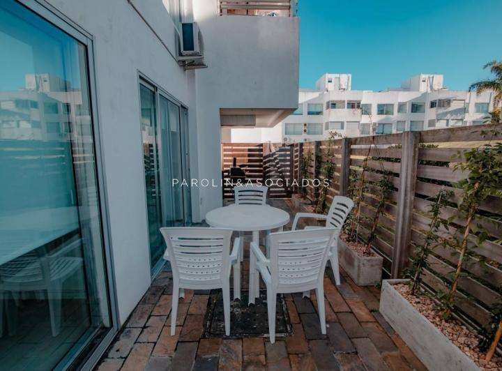 Foto de Apartamento en venta con 3 dormitorios en Esturión Montoya, Punta del Este., imagen 1