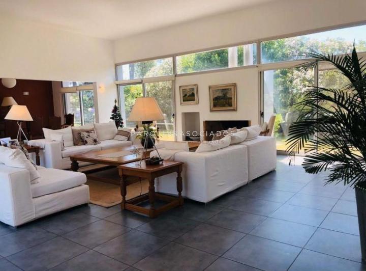 Foto de Moderna casa en venta en la Albolada, Punta del Este., imagen 1