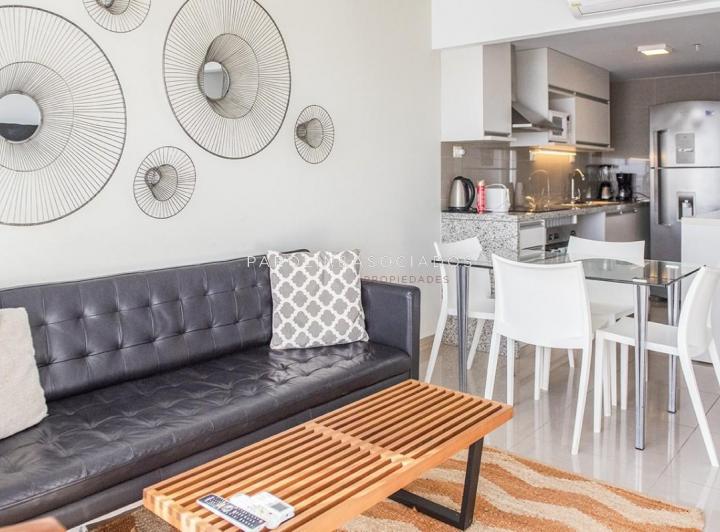 Foto de Piso alto con vista panoramica, 1 dormitorio y medio en venta. Punta, imagen 2
