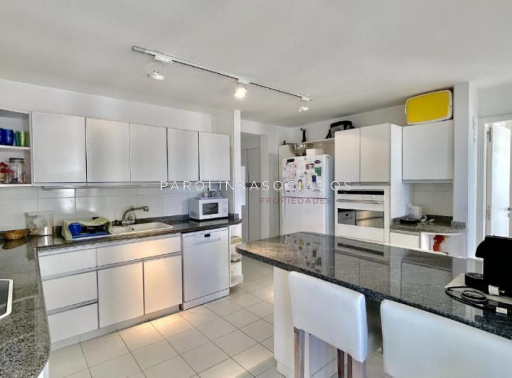 Foto de Apartamentos de 3 dormitorios en venta en Martinique, Punta del Este., imagen 4