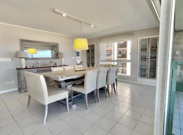 Foto de Apartamentos de 3 dormitorios en venta en Martinique, Punta del Este., imagen 1
