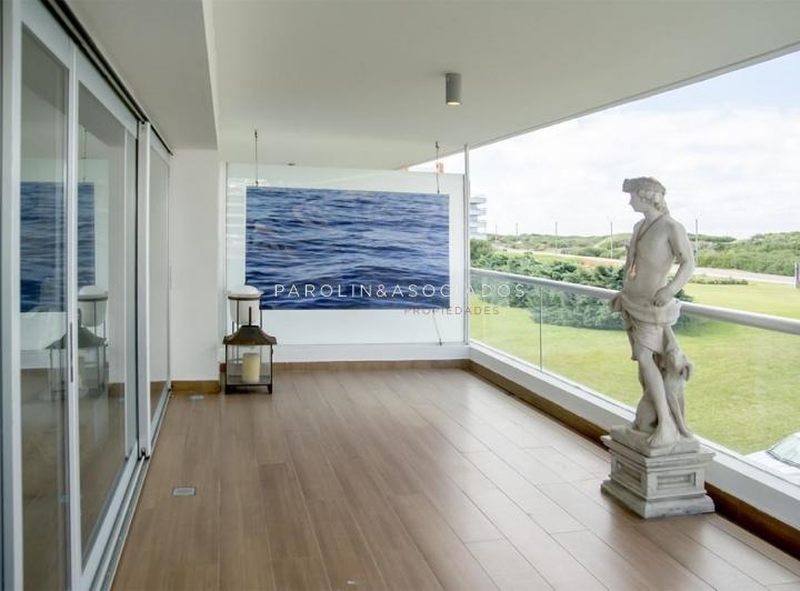 Foto de Venta de apartamento con 3 dormitorios en Brava, Punta del Este., imagen 1