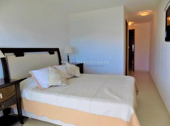 Foto de Apartamento en Seasons Tower 2 dormitorios, Punta del Este., imagen 1