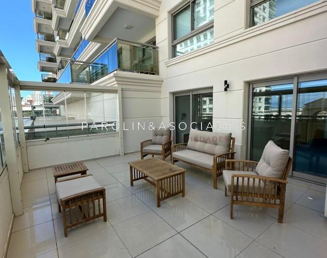 Apartamento dos dormitorios Punta del Este torre Imperiale.