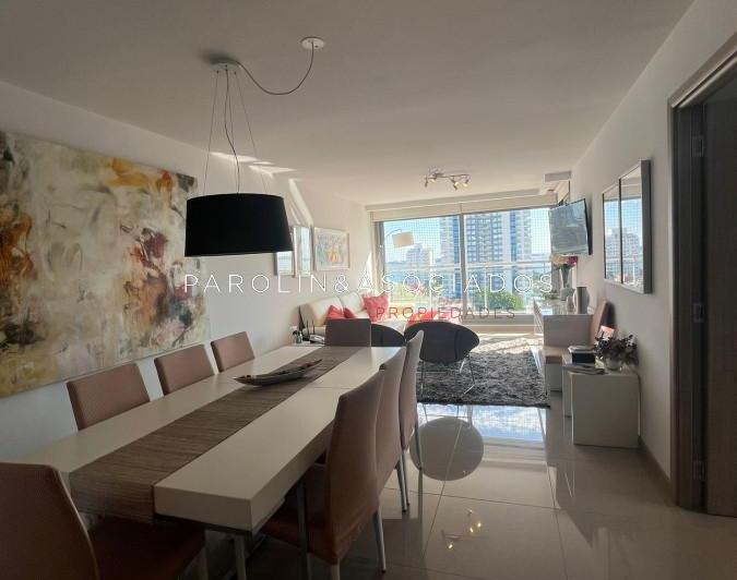 Foto de Luminoso apartamento en venta con vista al mar en Punta del Este., imagen 5