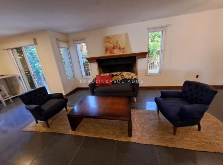 Foto de Espaciosa Casa en Barrio Privado de 6 dorm y piscina en Punta del Este, imagen 1