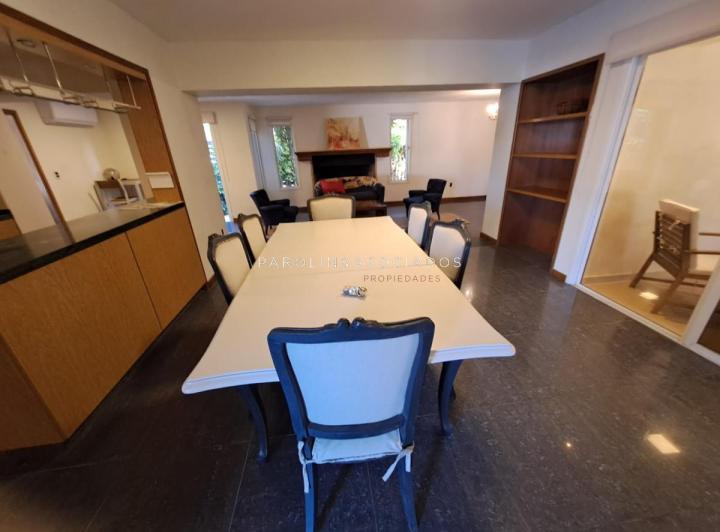 Foto de Espaciosa Casa en Barrio Privado de 6 dorm y piscina en Punta del Este, imagen 2