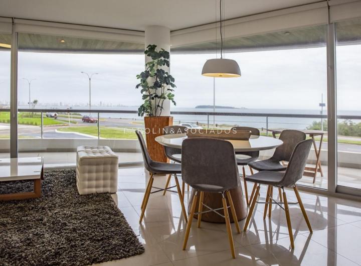 Apartamento de 3 dormitorios en venta en Torre Isabel en Mansa, Punta del Este.. 4