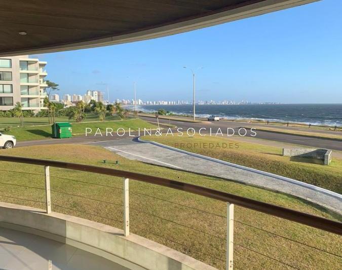 Apartamento de 3 dormitorios en venta en Torre Isabel en Mansa, Punta del Este.. 5