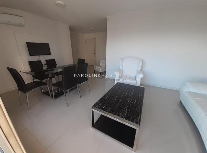 Departamento en Venta de 2 dormitorios en Place Lafayette, Punta del Este 3