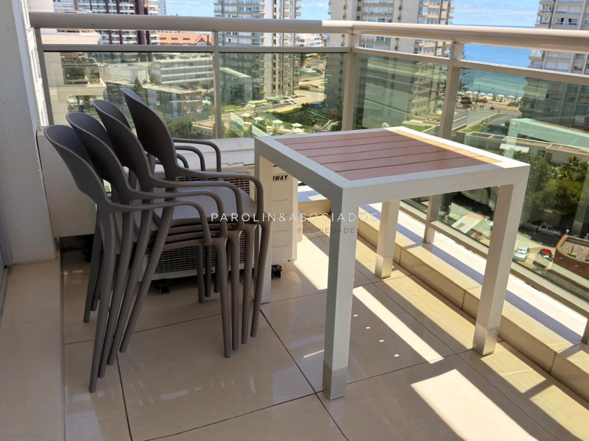 Departamento en Venta en edificio Imperiale de 2 Dormitorios en suite, Punta del Este