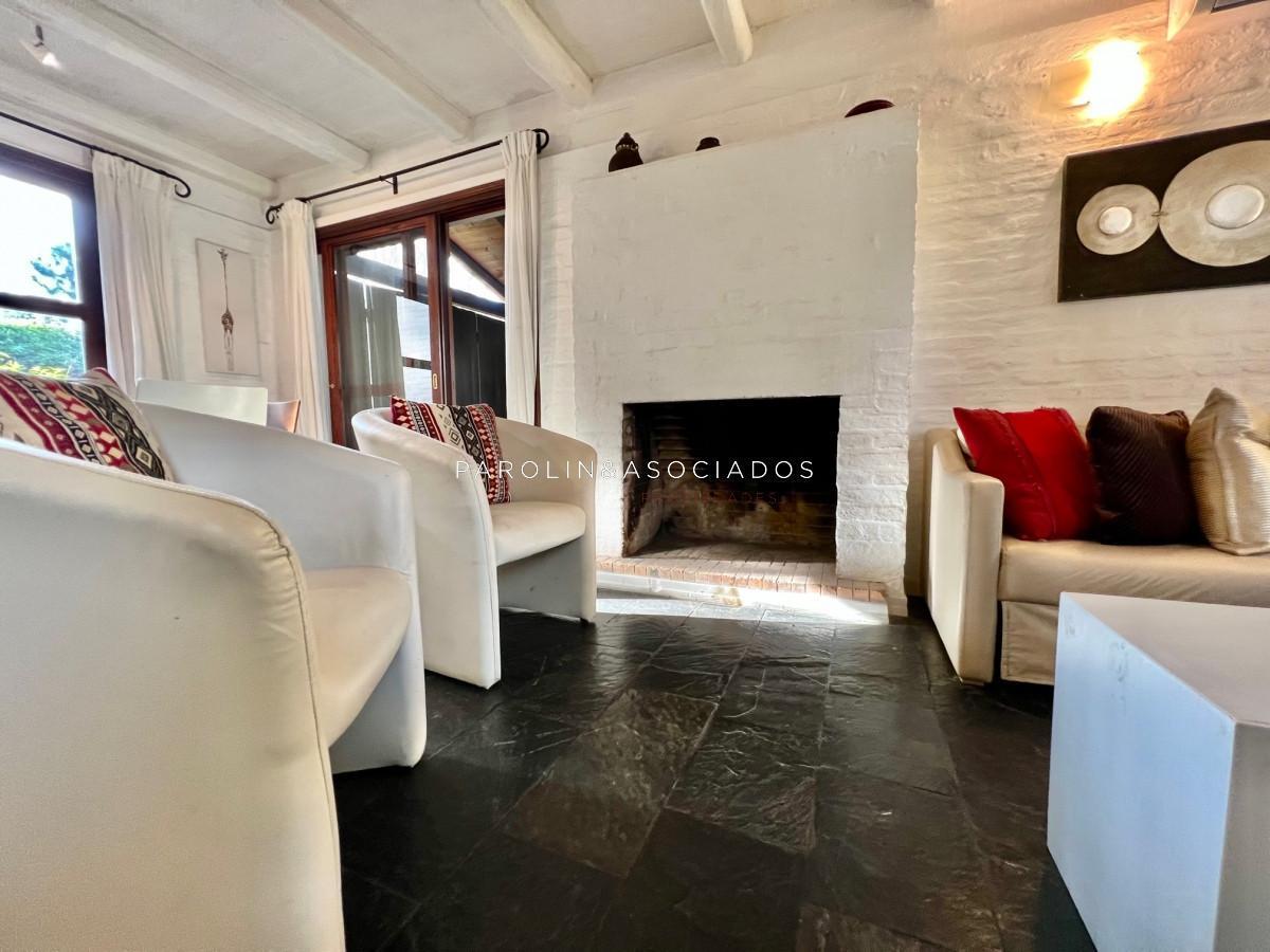 Foto de Casa en venta de 2 dormitorios en barrio privado Parque Pinares, Punta del Este., imagen 5