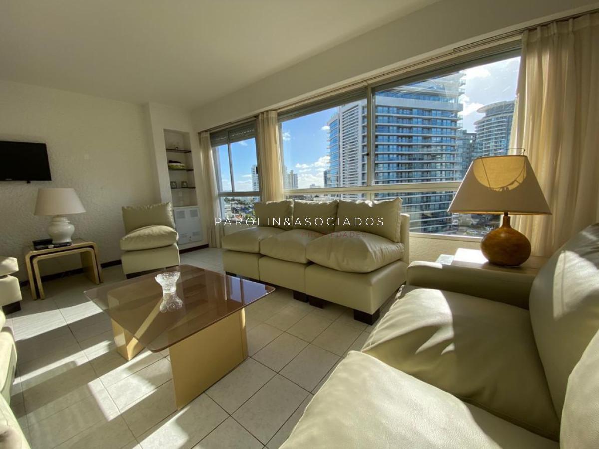 Foto de Vende Apartamento de 3 dormitorios en Brava, Excelente edificio., imagen 3