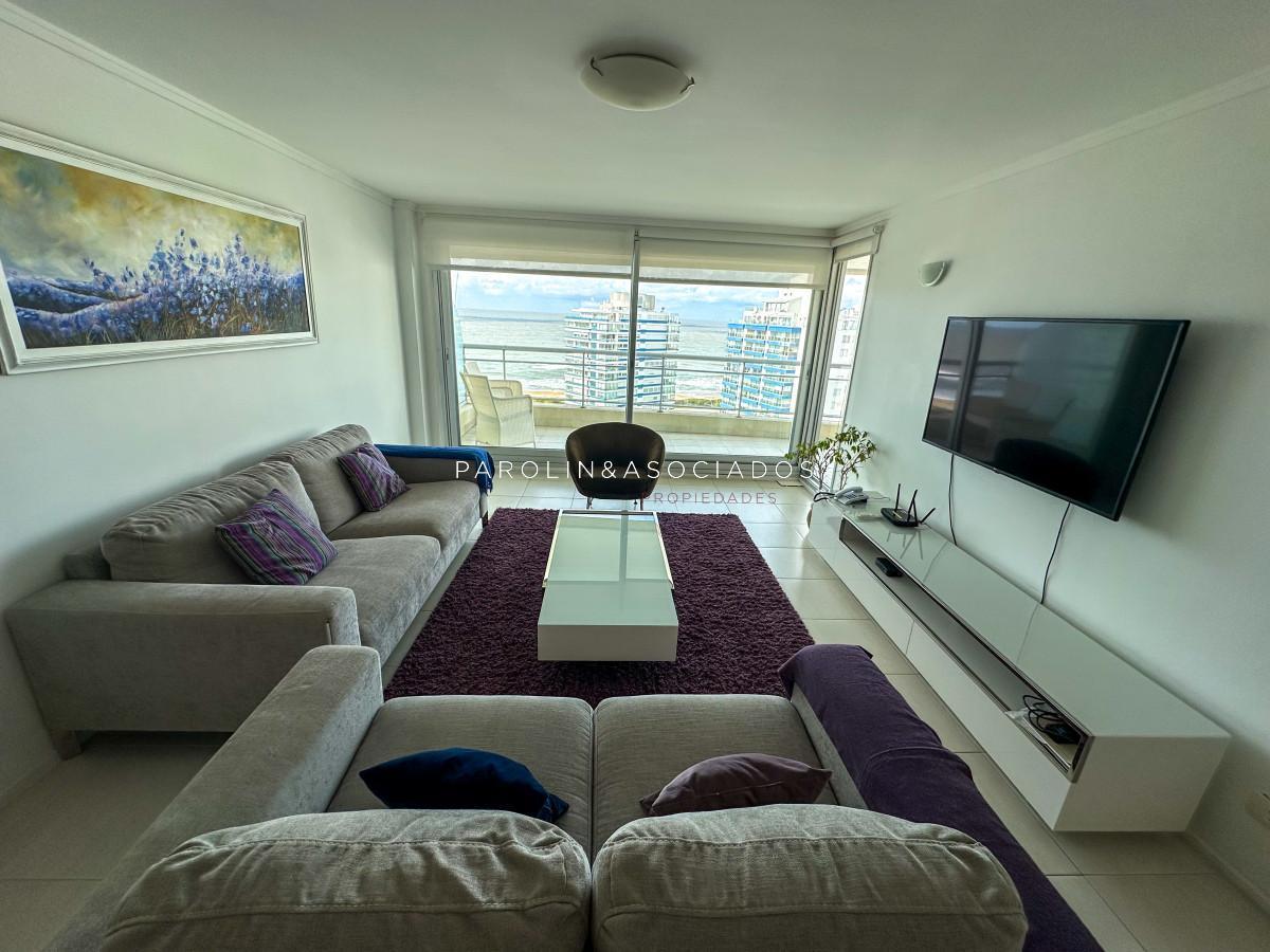 Departamento en Venta en Forest Tower de 4 Dormitorios, Punta del Este