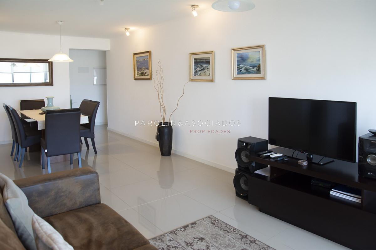 Foto de Apartamento en venta 2 dormitorios en Wind Tower, Punta del Este., imagen 2