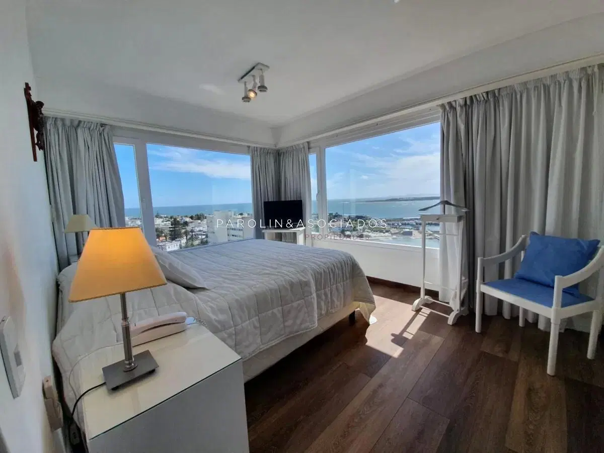 Departamento de 3 dormitorios + dep. en venta en Edif. Fontemar, vista al Puerto 5