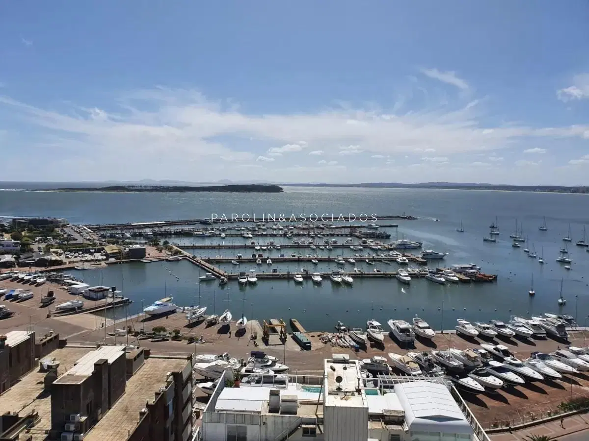 Departamento de 3 dormitorios + dep. en venta en Edif. Fontemar, vista al Puerto 3