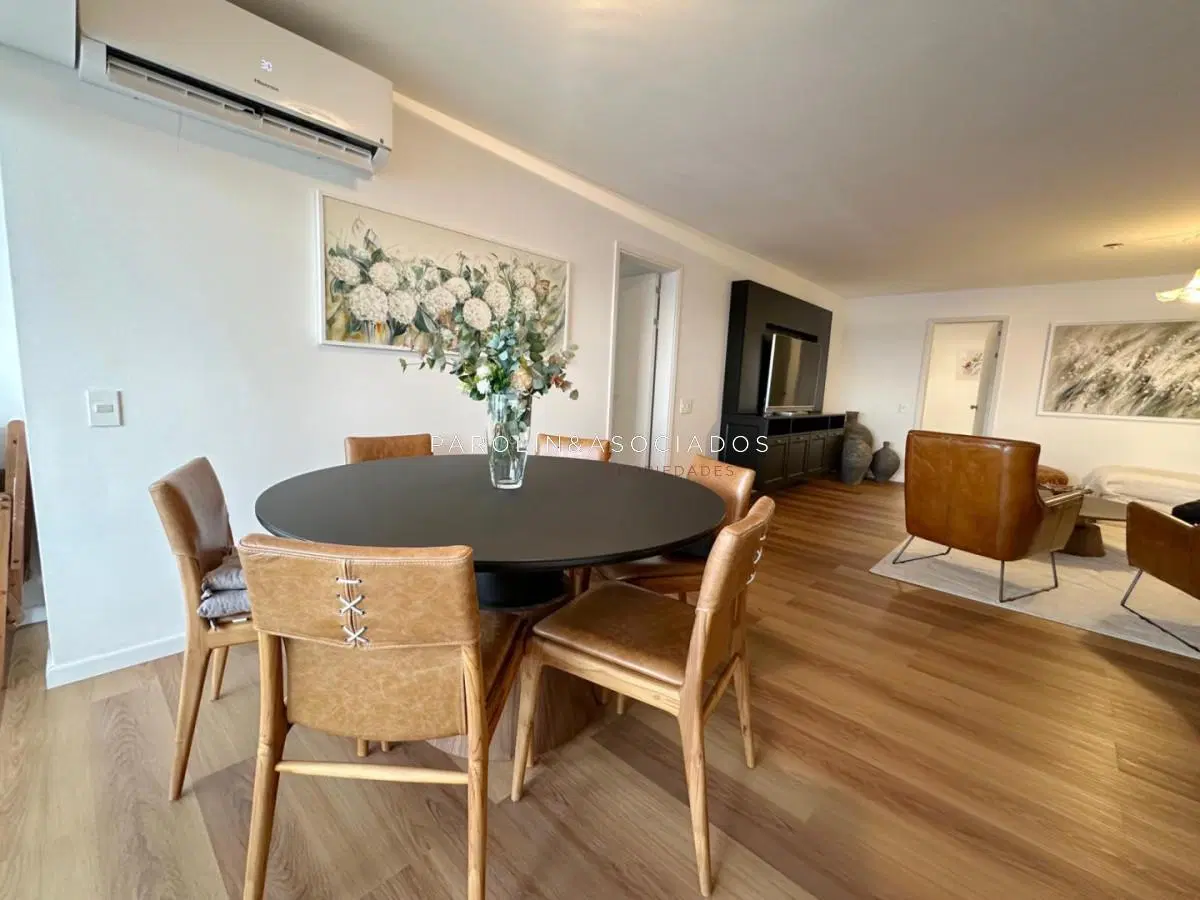 Departamento en Venta en Edificio Fontemar de 4 dormitorios, Punta del Este 2