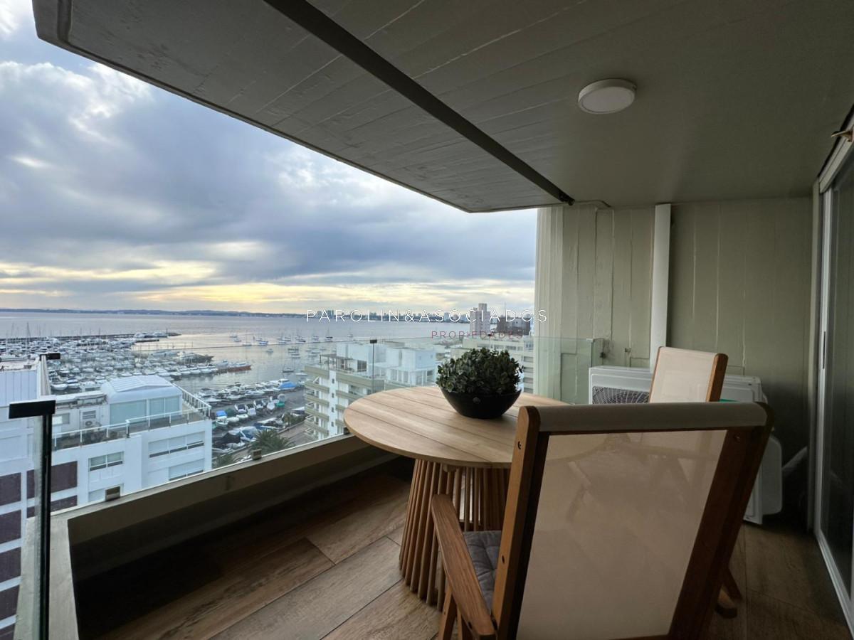Departamento en Venta en Edificio Fontemar de 4 dormitorios, Punta del Este