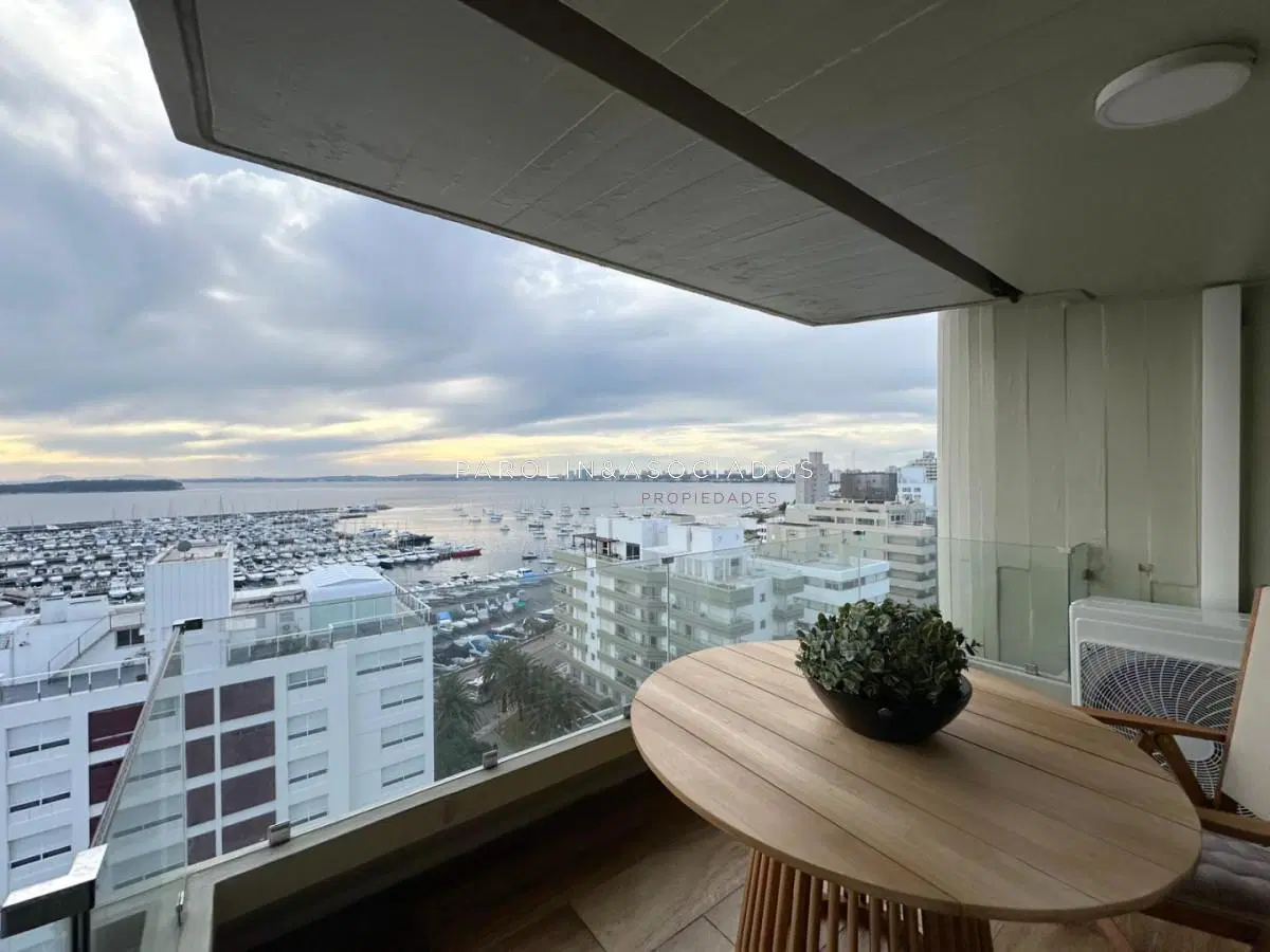 Departamento en Venta en Edificio Fontemar de 4 dormitorios, Punta del Este 4