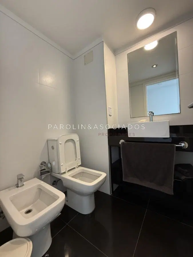 OPORTUNIDAD APARTAMENTO 2 DORMITORIOS EN TORRE DE CATEGORIA CON EXELENT VISTA Y TODOS LOS SERVICIOS 3