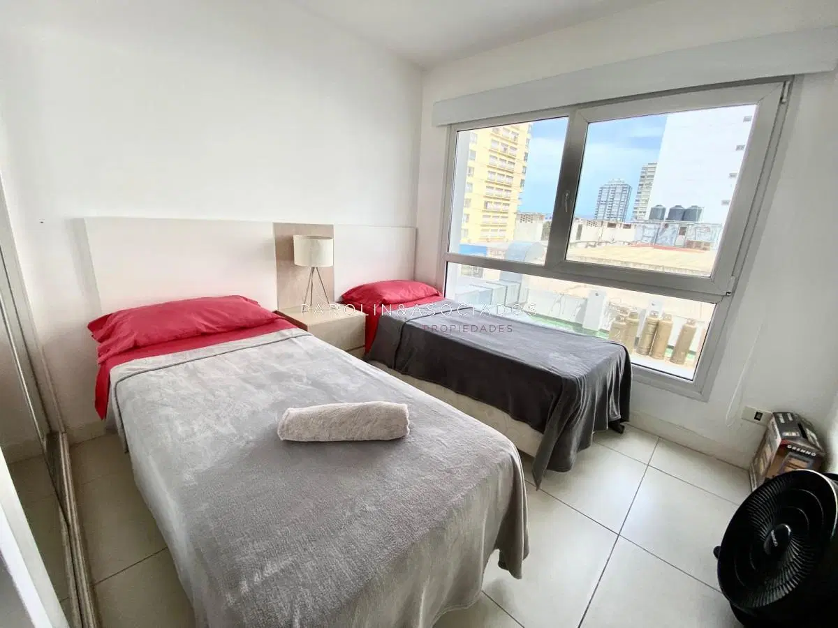 OPORTUNIDAD UNICA VENTA APARTAMENTO 2 DORMITORIOS EN PENINSULA PUNTA DEL ESTE LUX TOWER 5