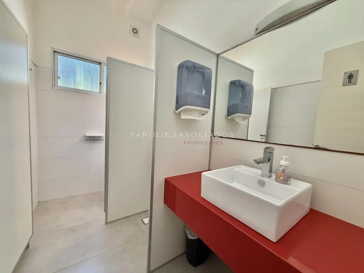Casa en ubicación inigualable en Parada 6 - Potencial comercial único. IDEAL CLINICA ODONTOLOGICA 5