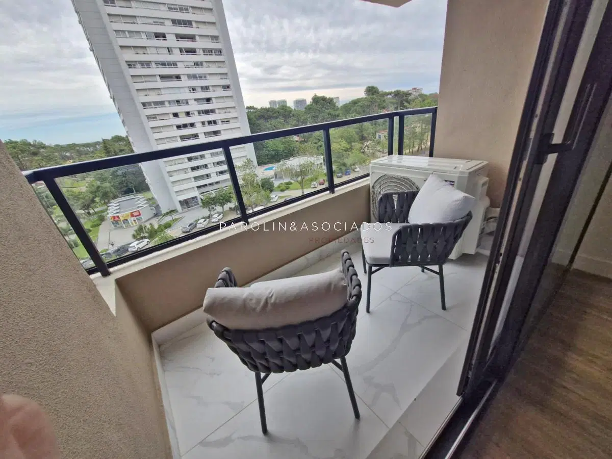Venta Apartamento en Punta del Este Sea Garden Zona Roosevelt 4