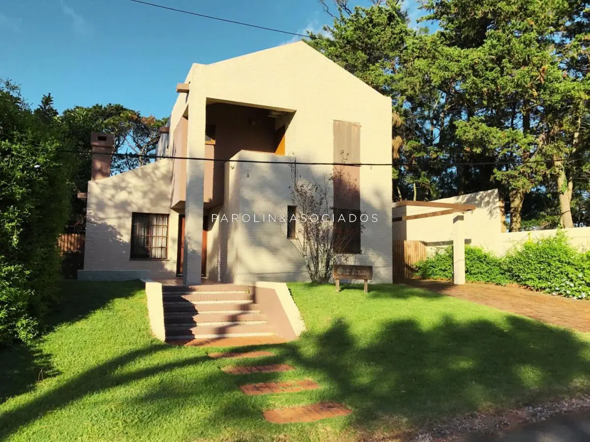 Hermosa casa a pasitos de la playa 2