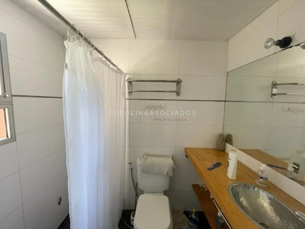 Casa en Venta de 3 Dormitorios en La Barra, Punta del Este 1