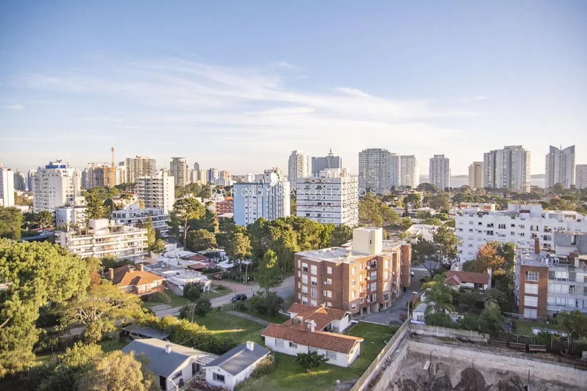 Vende apartamento de 3 dormitorios en Punta del Este 5