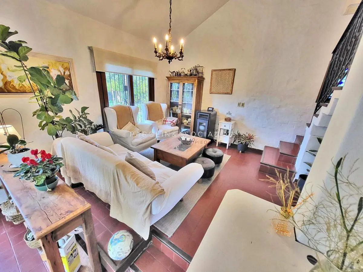 Espectacular casa en Pinares para vivirla todo el año! 4