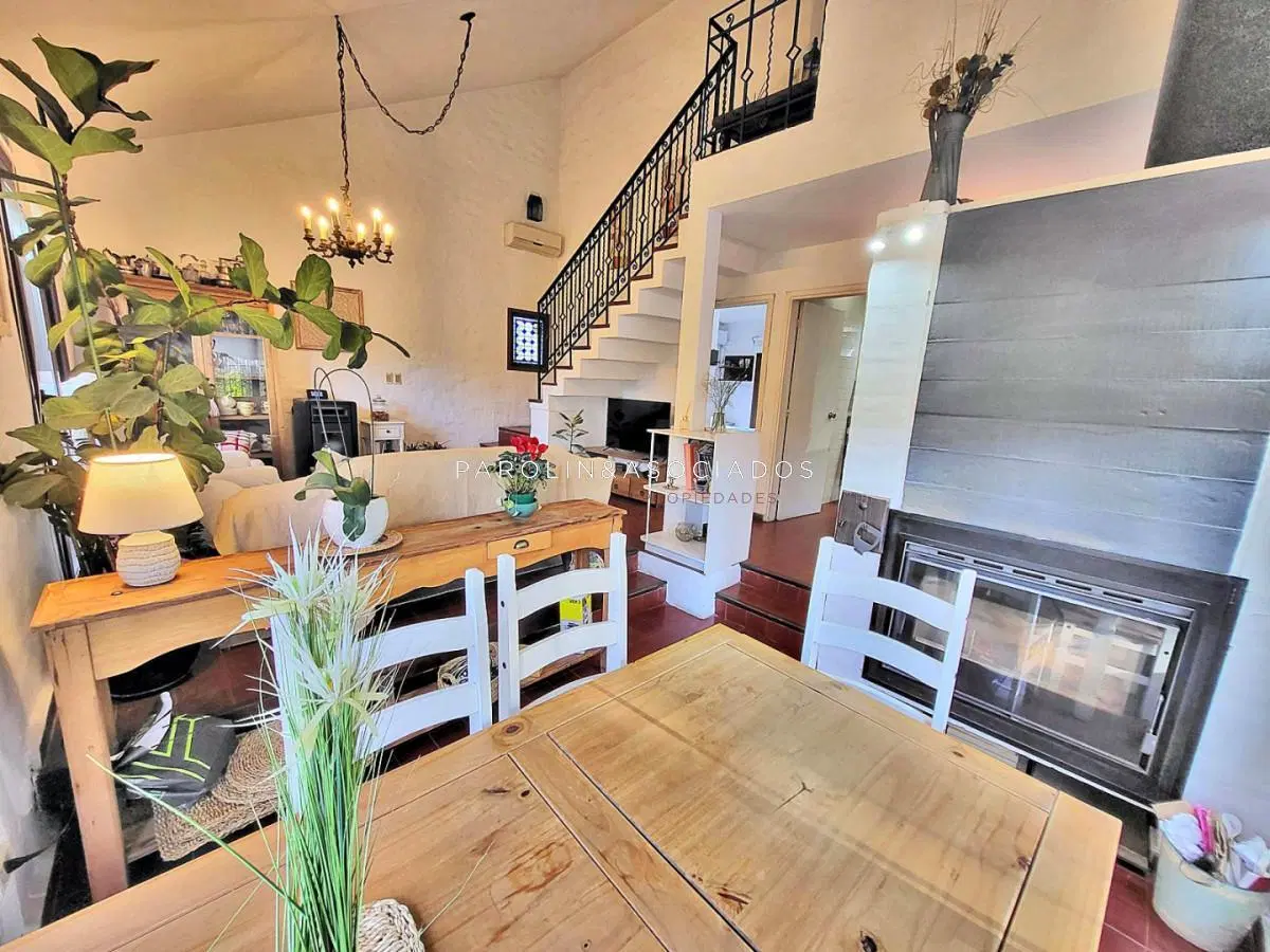 Espectacular casa en Pinares para vivirla todo el año! 3