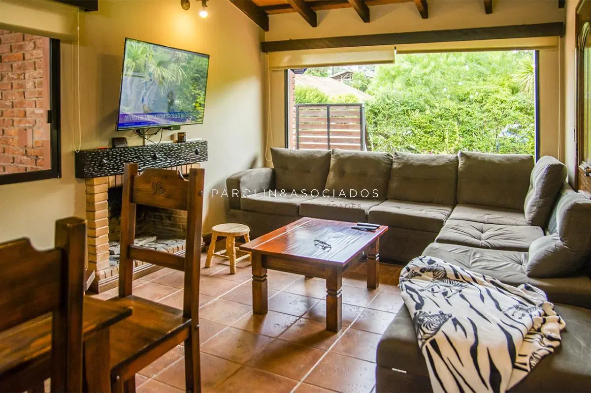 En venta casa de 3 Dormitorios en Jardines de Córdoba con Barbacoa 4