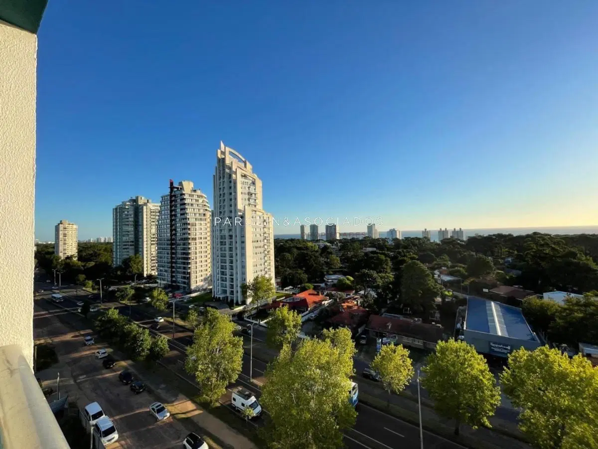 Apartamento de 3 dormitorios en alquiler anual, Roosevelt, Punta del Este 3