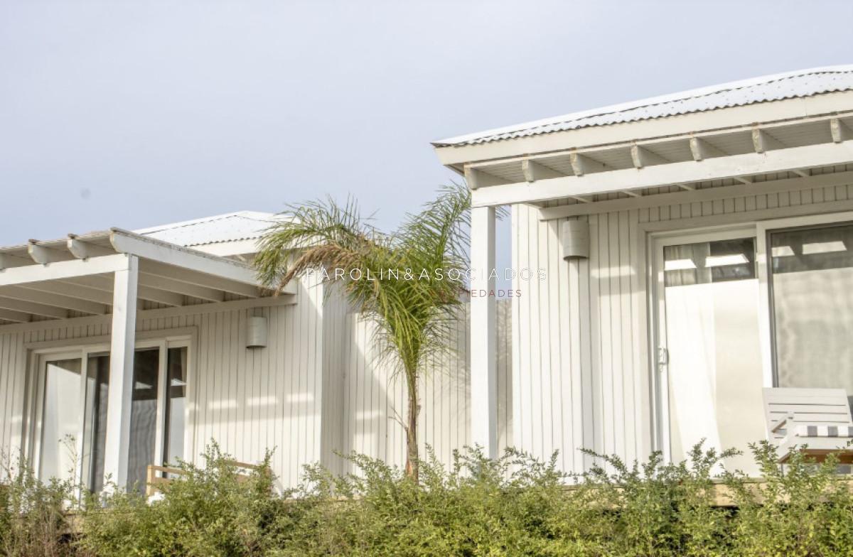 Foto de Venta de Casa de 4 Dormitorios en Pueblo Mio, Manantiales, imagen 1